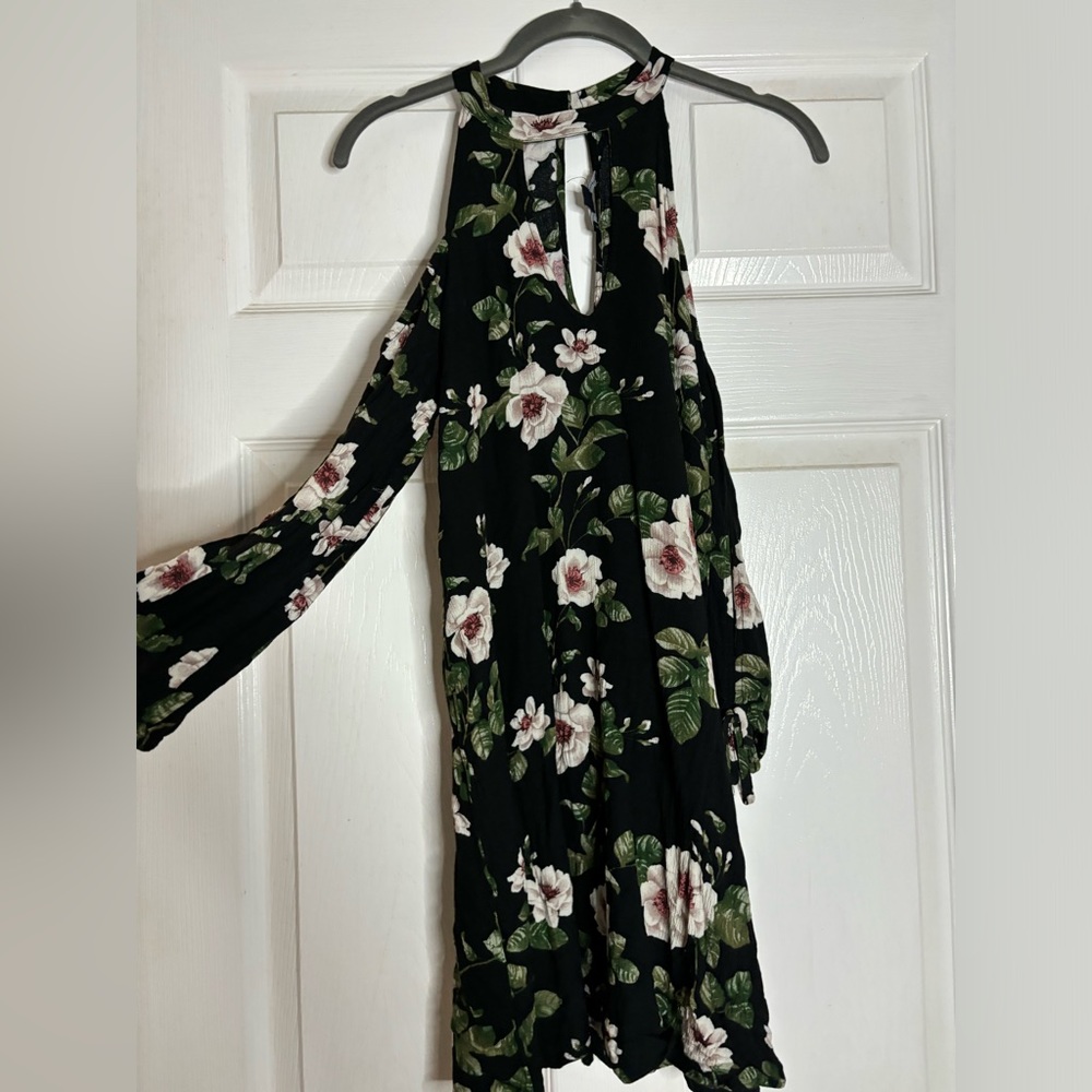 American Eagle Off Shoulder Dress